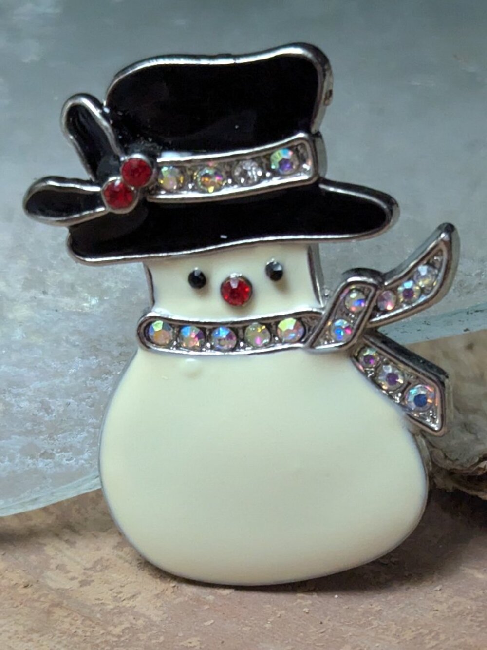 Adorable Snowman Brooch W Hat & Scarf Silver Rhinestone Gift Pin Christmas 